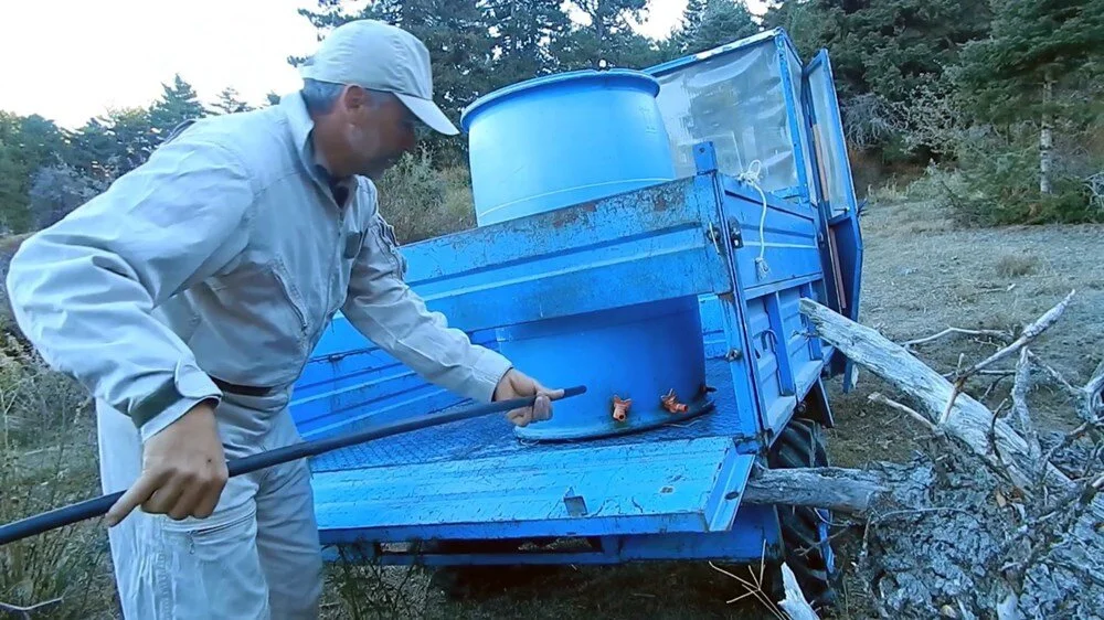 Torosların kuşları için varille su taşıyor: "Su bulamazlarsa bölgeyi terk ederler" - 2